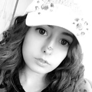 Meet your Posher, Marie